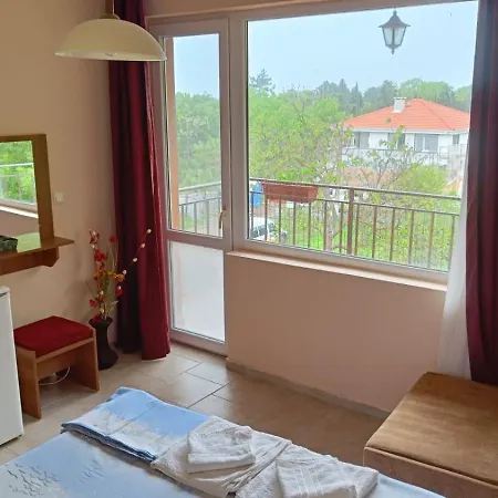 фернандес Vendégház 3*
