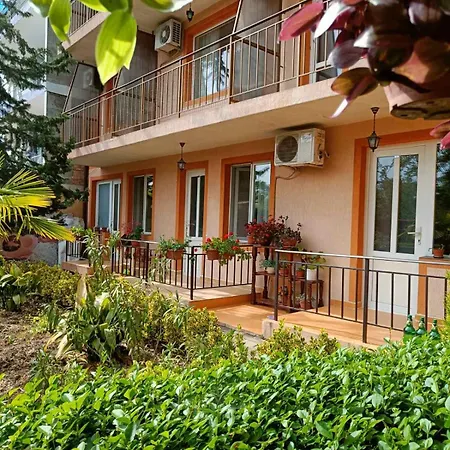 Gasthuis фернандес Chernomorets