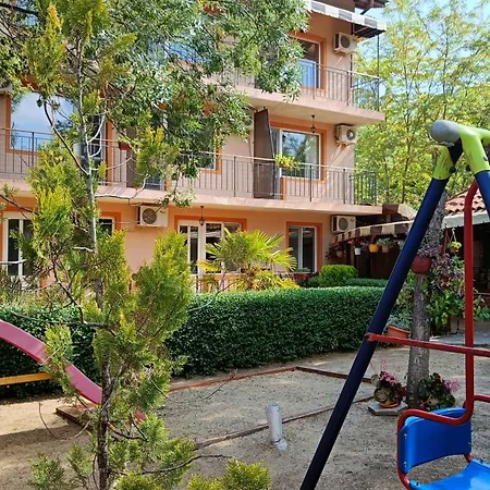 Gasthuis фернандес Chernomorets