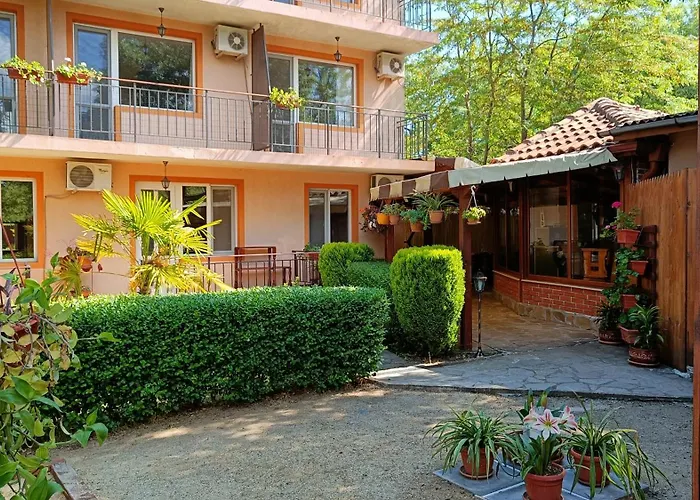 фернандес 3* Chernomorets