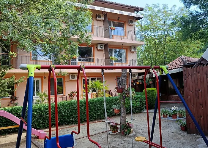 фернандес 3* Chernomorets